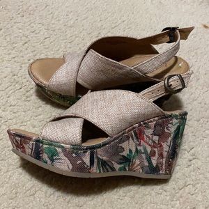 🔥🔥 Cute Sandals 🔥🔥